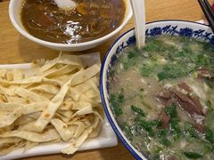 -八百里牛肉汤(盖饭·锅贴·万象城店)