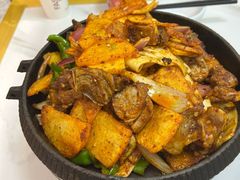 -撒拉人家.酸菜牦牛肉火锅