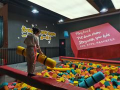 -嗨马乐动室内潮玩运动·团建·轰趴·桌游(南丰汇店)