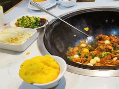 -鲁员外地锅鸡地锅鱼(古墩路店)