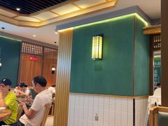 等位区-费大厨辣椒炒肉(万家丽一店)