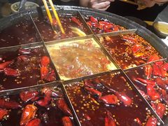 -白乐天毛肚火锅馆(南滨路店)