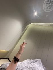 -颜蕾医美黄金微针水光美肤玻尿酸抗衰中心