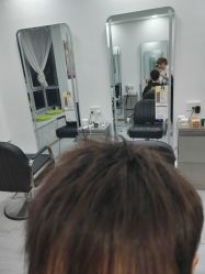 -LILI·HAIR SALON理理造型