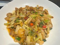 -万重锦·人文川菜馆(骡马市店)