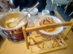 -关东小磨东北菜(上海长风大悦城店)