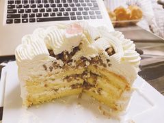 栗子鲜奶蛋糕-红宝石·鲜奶小方·海派西点房(莘庄龙之梦店)