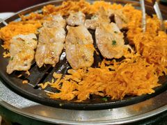 -明洞阿姨·韩式酱蟹烤肉·创意料理(三元桥店)