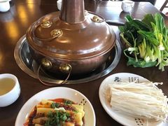 -岳记兴隆·青城腊排铜火锅(融创店)