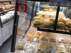 面包甜点陈列柜-吉美诺烘焙(公园北路店)