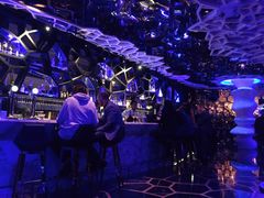 -OZONE 顶楼酒吧(香港丽思卡尔顿酒店)