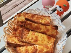 蒜香黄油烤面包-Local泰莲庭(虹鳟鱼店)