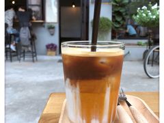 海盐冰奶咖-转山咖啡(松柏社区店)