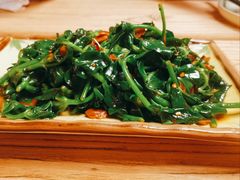 清炒田七苗-缘生态云南菜·野生菌庭院餐厅(华侨城店)