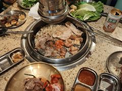 -姜胖胖韩式自助烤肉(光明万达店)
