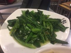 -龙巢盱眙龙虾·牛蛙·烧烤宵夜(八卦岭店)