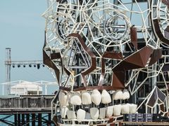 -北戴河碧螺塔海上酒吧公园