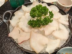 -得意咚瓜·顺德鱼生·冬瓜火锅(深圳首店)