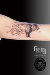 -越域刺青