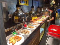 自助取餐区-领鲜活海鲜榴莲自助火锅(东门店)