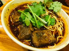 -秦云老太婆摊摊面(蓝光锦绣店)