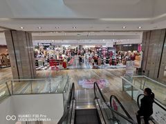 -百盛(万象城店)