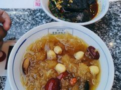 -湘下佬·老长沙吃货铺(酃湖万达店)