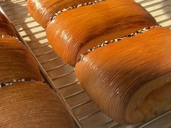 -VERIE BAKEHOUSE
