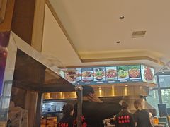 -老周家酱卤猪蹄私房菜(克拉玛依西街店)