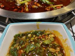 -蛙一刀·麻椒鱼火锅(金仙桥店)