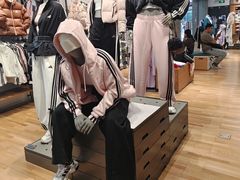 -adidas(正佳广场店)