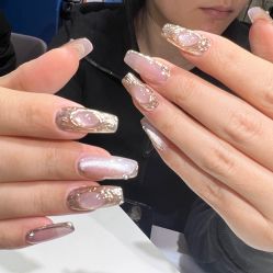 -Nail Me美甲美睫