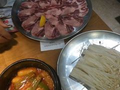 -老炉家木炭烤肉(长江国际店)