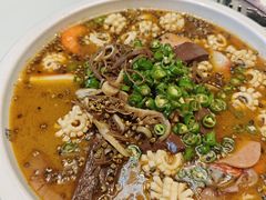 -老周家酱卤猪蹄私房菜(克拉玛依西街店)