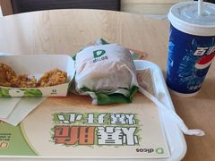 -德克士(唐龙店)