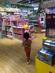 -kidsland(颐堤港店)