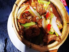 啫啫牛蛙煲-绿柠食堂(北外滩店)