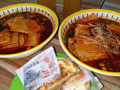 -老字号杨坡红油米线腊汁肉夹馍(东四道巷店)
