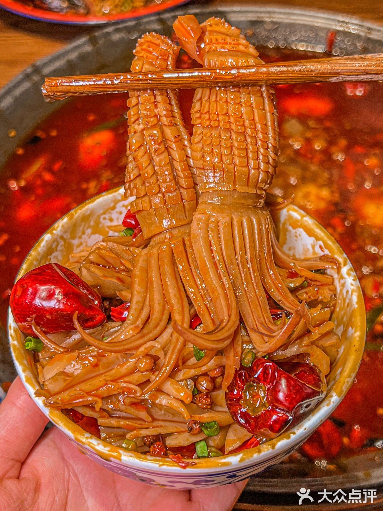 鹿晗毛晓彤同款火锅来成都了🔥独栋小红楼绝