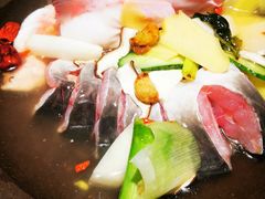 鲜潭蒸汽石锅江团鱼-鲜潭蒸汽石锅鱼(五道口购物中心店)