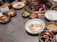 -韩白山·朝鲜族烤牛肉·酱蟹(长宁龙之梦店)