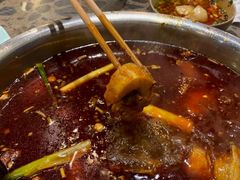 -肖肖酸萝卜鱼火锅(总店)