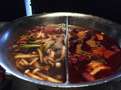 -湊湊火锅·茶憩(新中关购物中心店)