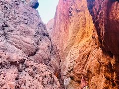 -天山神秘大峡谷