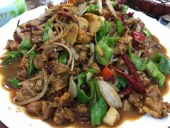 锡味辣子小公鸡-萨宁音登锡伯风味餐厅(一楼店)