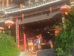-亮欢寨酸汤鱼(沙冲路店)