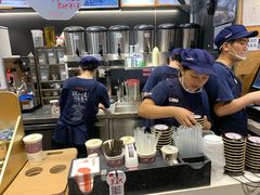-茶颜悦色(嘉顿一楼吉时赏味游园会店)