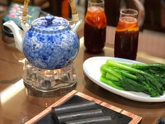 香滑黑芝麻卷-喜喜酒家·纯手工点心·粤菜