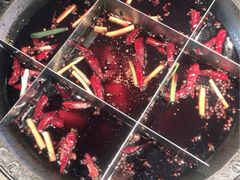 -疯狂的筷子老灶九宫格火锅