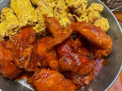 -BHC炸鸡(明洞总店)